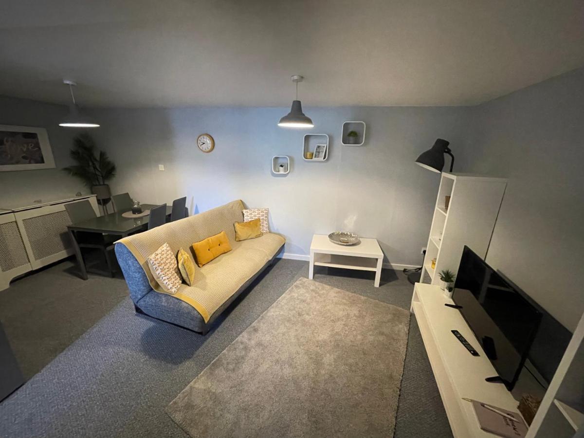 Westend Holiday Let 2 Брекон Екстер'єр фото
